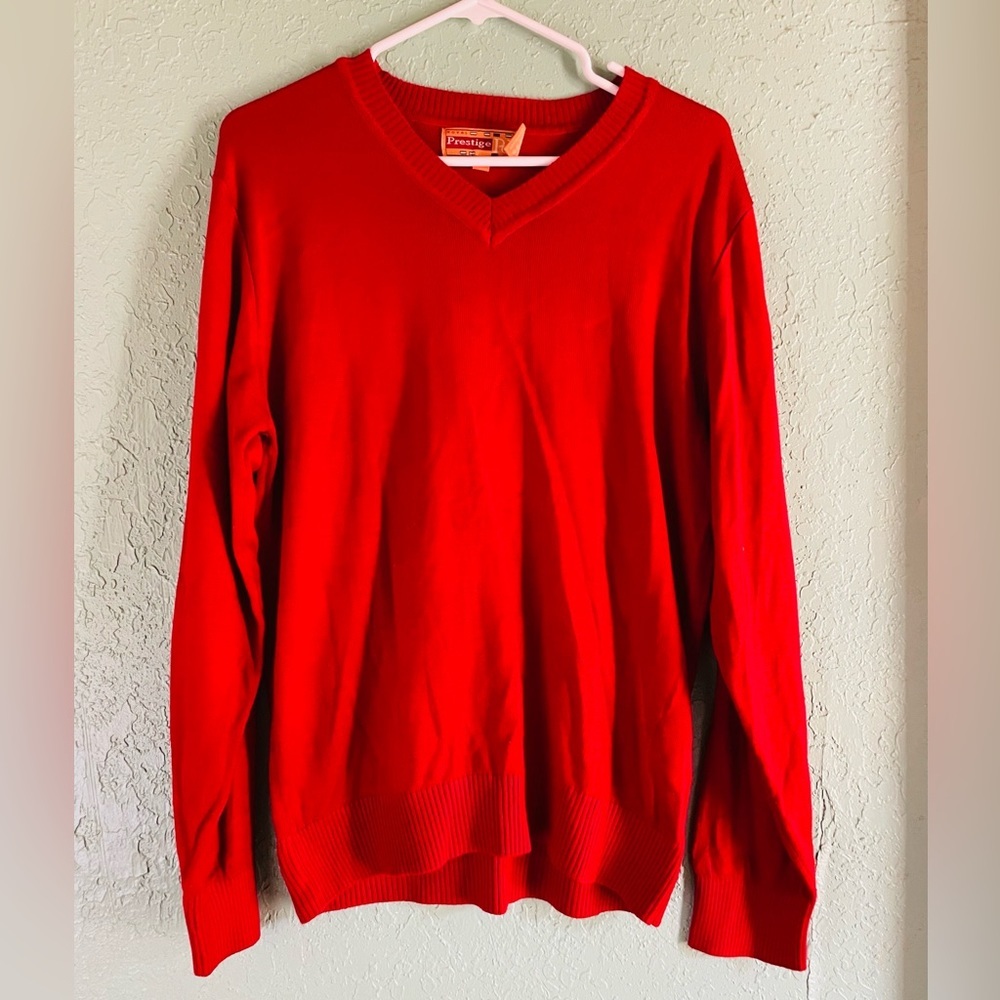 Men’s And Women’s Royal Prestige Red Sweater Size M